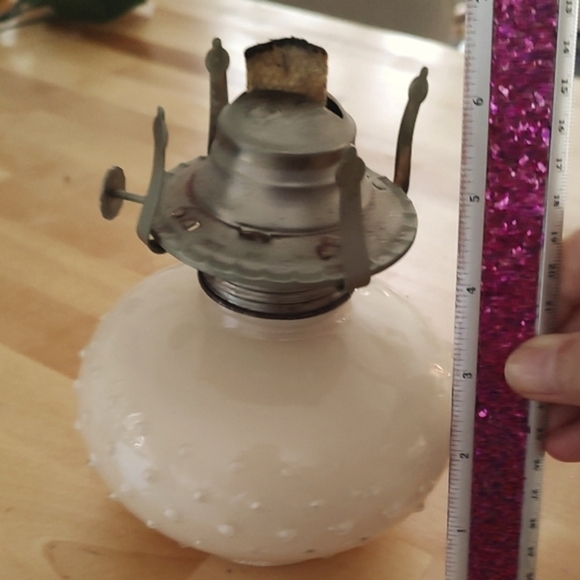 Vintage Hobnob Cream Glass Oil Lamp Circa 1960 - Picture 5 of 5